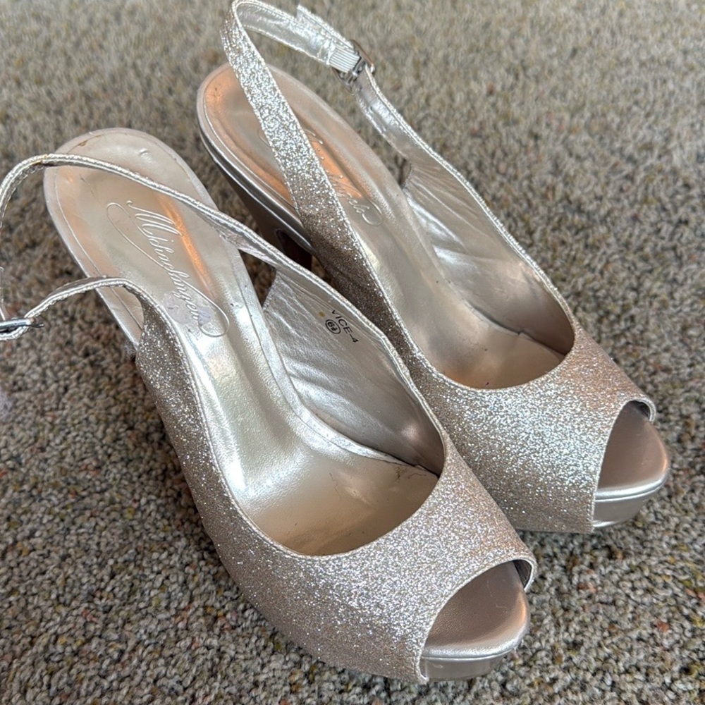 Michaelangelo Gold Glitter Heels